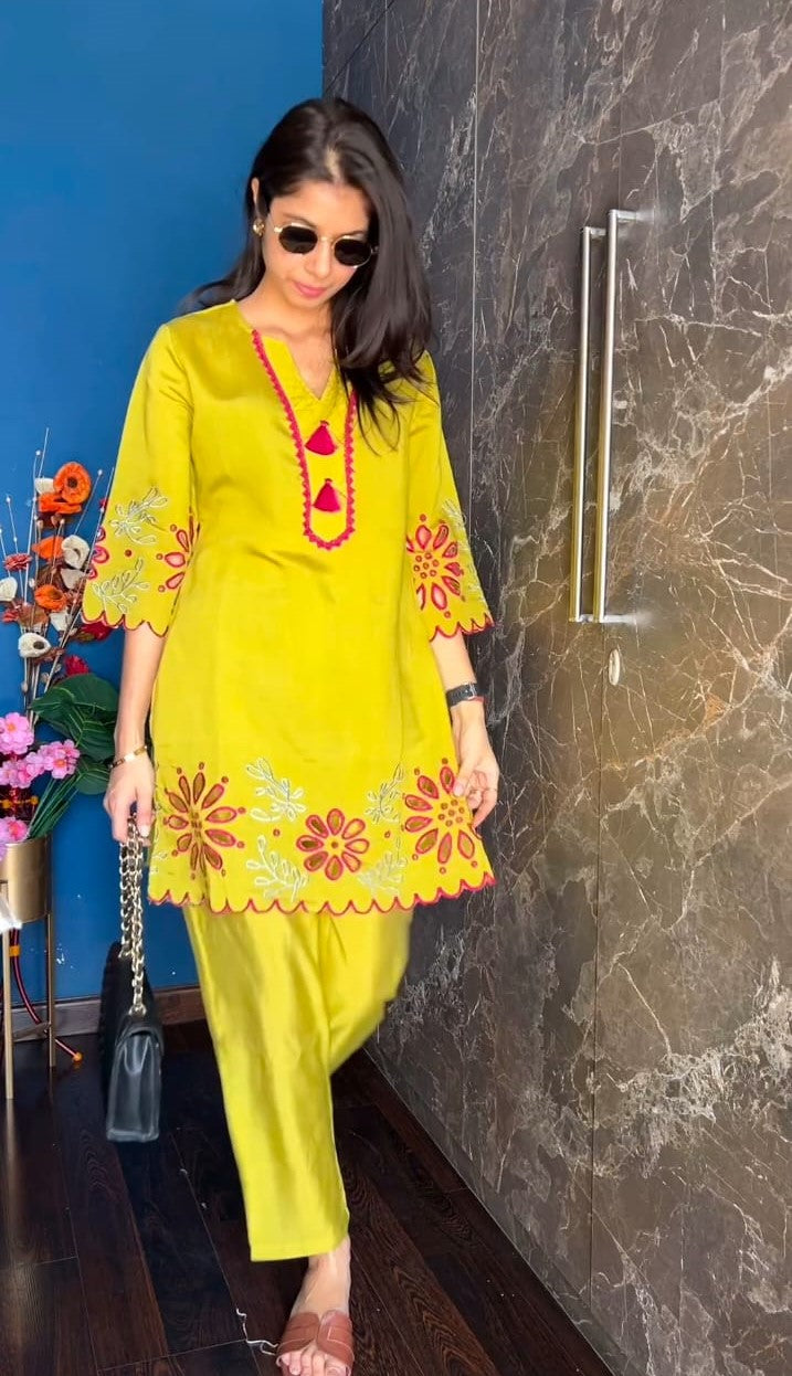 Chicora perrot embrodairy cutwork cordset for women