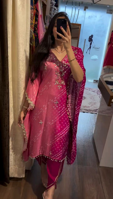 Chicora Aarjuu Double shade kaftan with gota detailing paired with tulip pant.