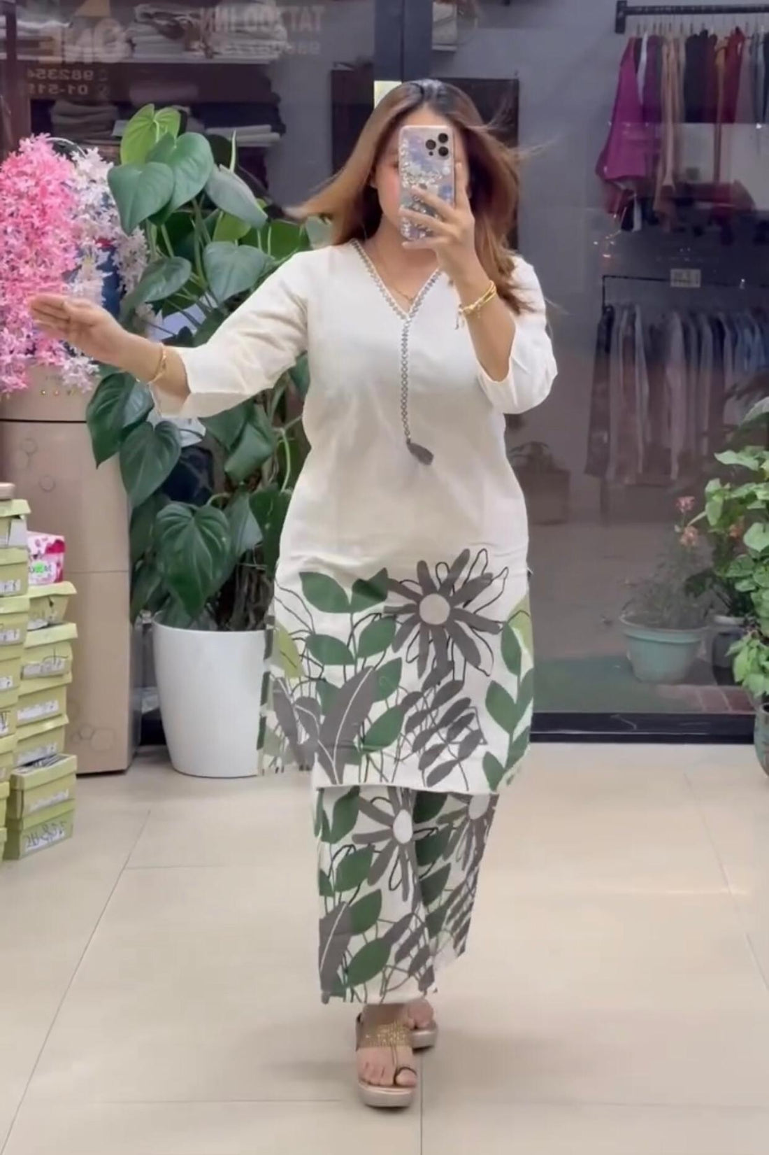 Chicora White Raani kurti set